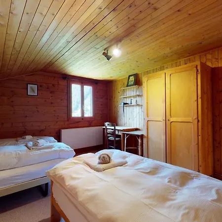 In A Chalet In Family Friendly And Cosy Apartment Evolene