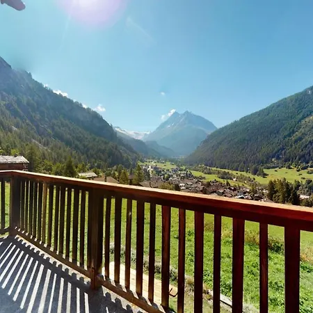 In A Chalet In Family Friendly And Cosy Apartment *